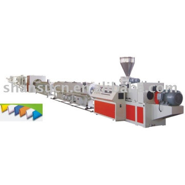 PVC Pipe Extruding Machine